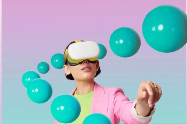 virtual world  woman